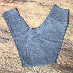 🛍️3/$10❗️Aerie grey leggings size small chill. Play. Move. #52